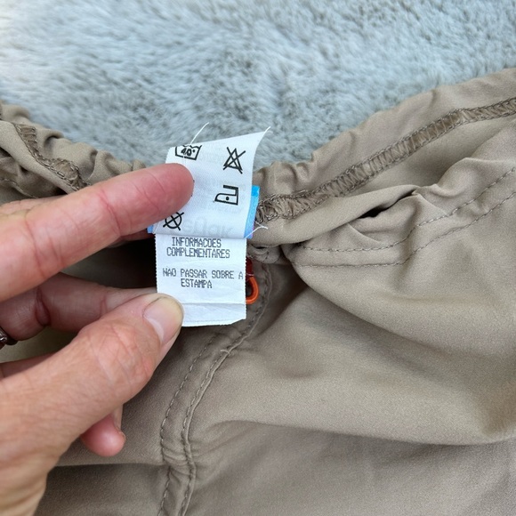 Y2K vintage amazing, extreme, low rise gorpcore utility Capri made in Brazil - Picture 10 of 16